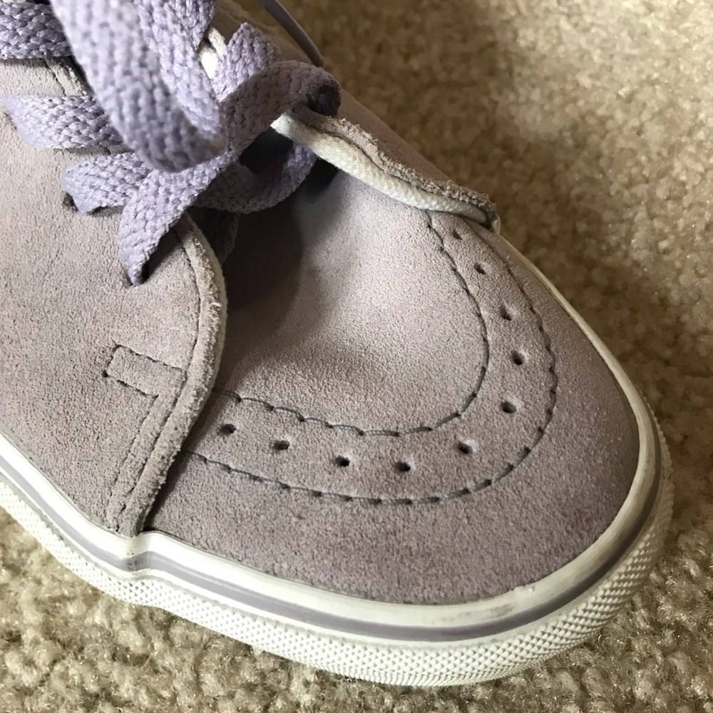 High-Top Women’s Sneakers in Lavender and Teal - Picture 6 of 8